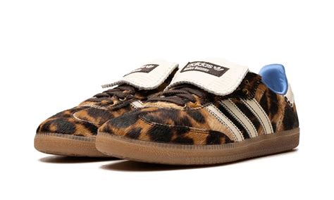 günstige adidas schuhe jungen|adidas schuhe damen leo print.